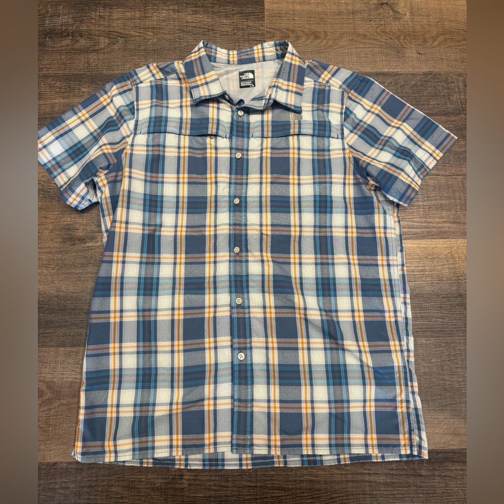 The North Face Men's Short Sleeve Plaid Vented Short Sleeve Shirt Size Large (L)
